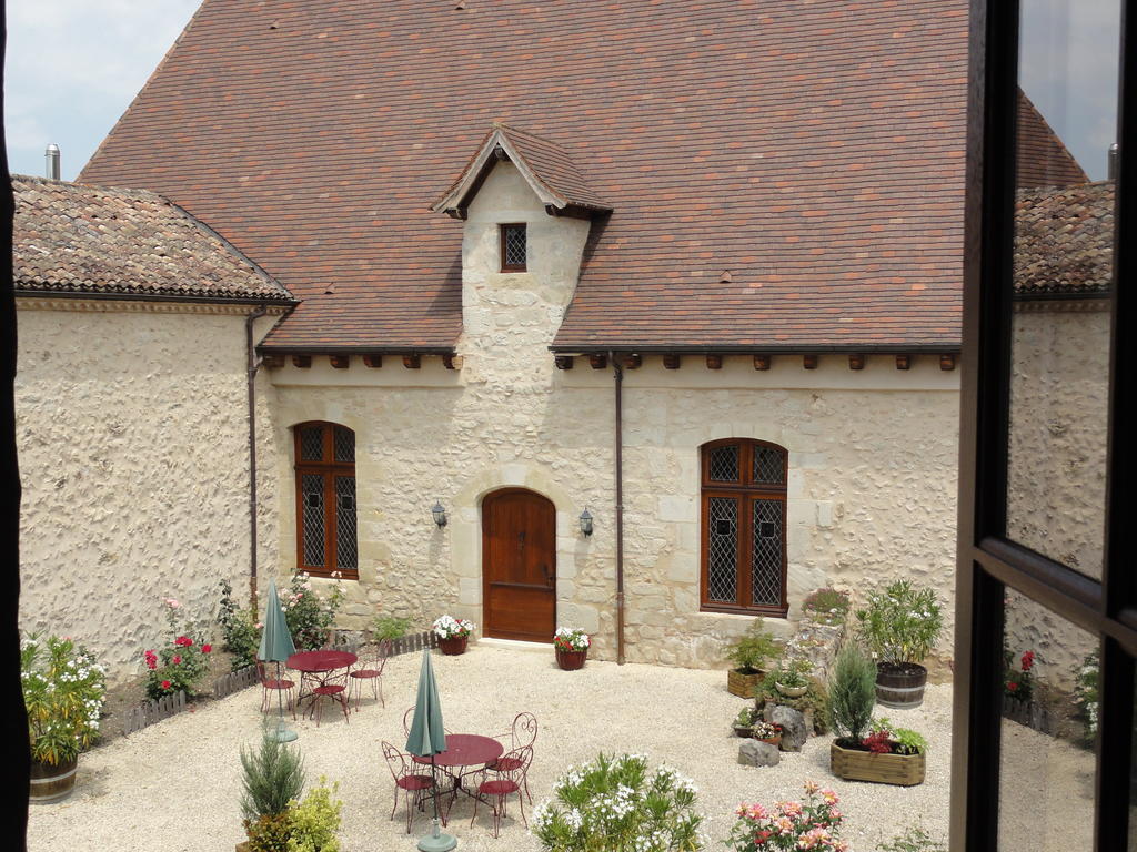 Chambres D'Hotes De Charme Du Chateau De Missandre Saint-Pierre-de-Caubel Oda fotoğraf